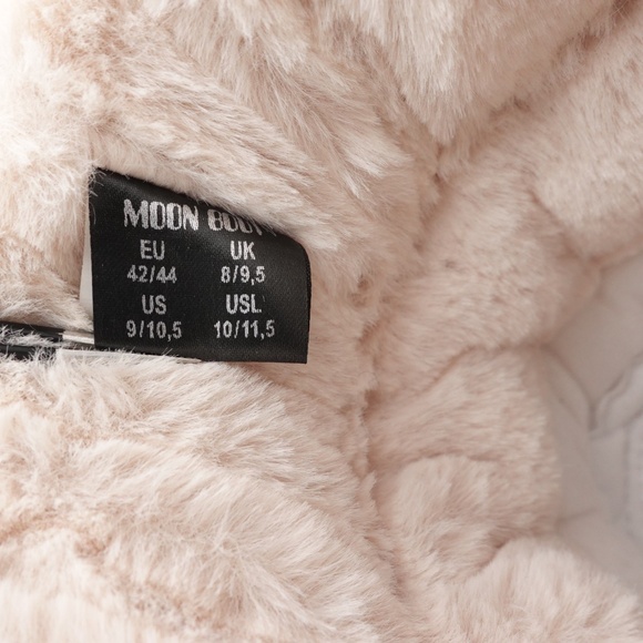 NEW Women's Moon Boot Icon Yeti Mid Faux Fur Winter Snow Boots - Picture 14 of 16